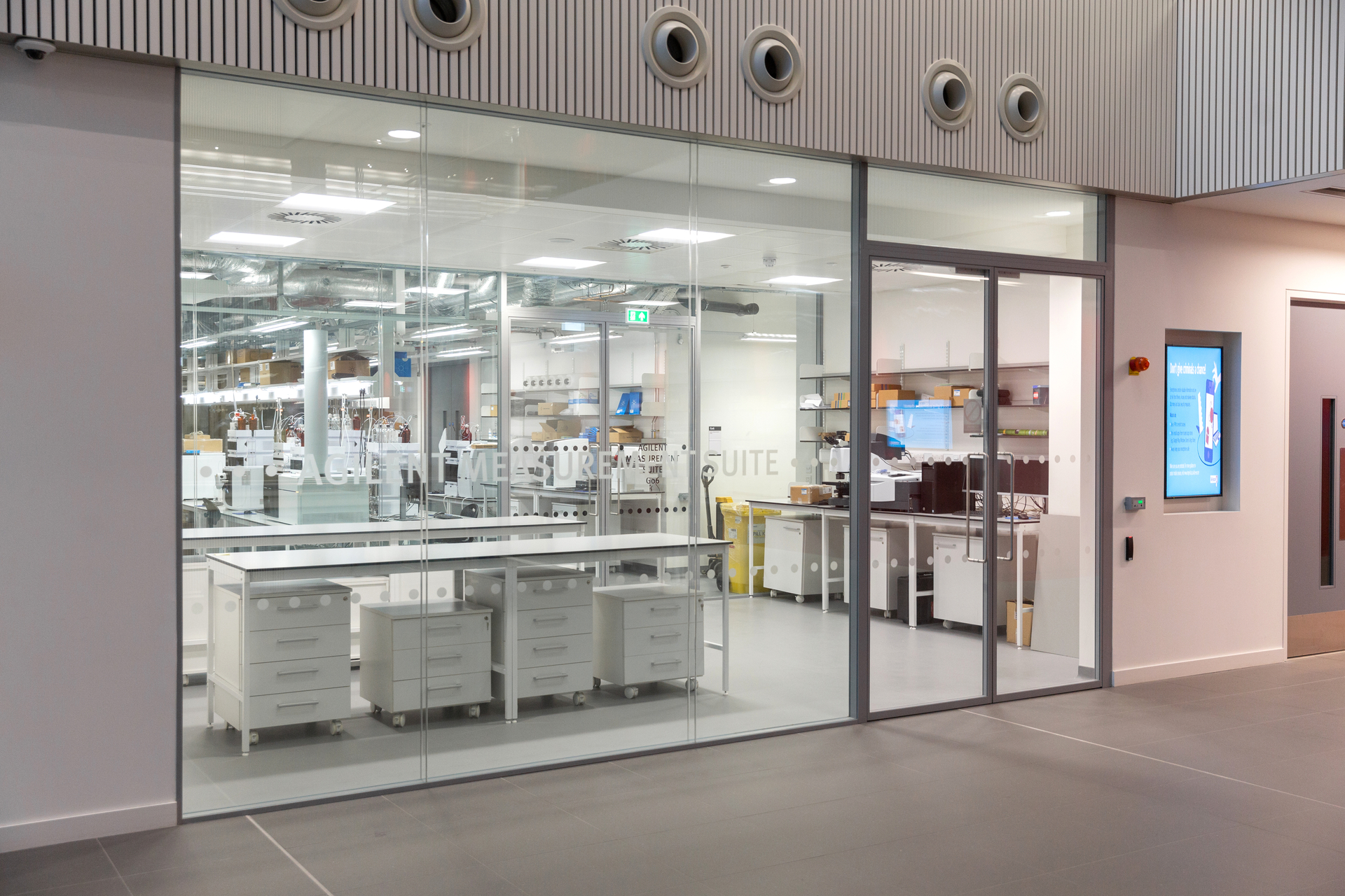 Agilent Suite Profile Pic 150214_nguyen_dianna_026
